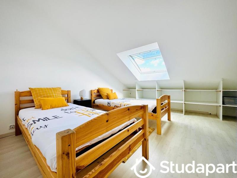 Chambre - 15 m² - 1 pièce