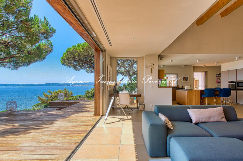 Villa - 260 m² - 6 pièces