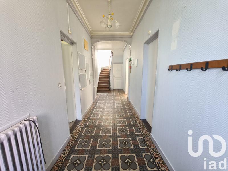 Maison - 297 m² - 11 pièces