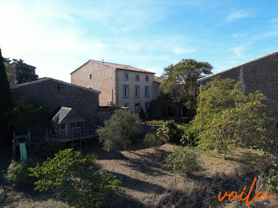 Maison - 430 m² - 10 pièces