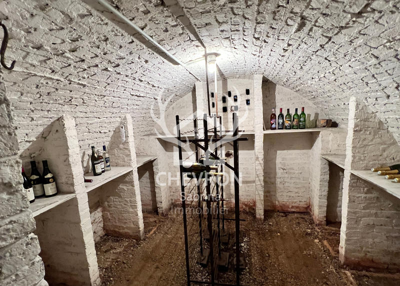 Maison - 259 m² - 10 pièces