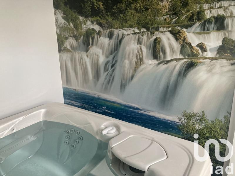 Maison - 102 m² - 6 pièces