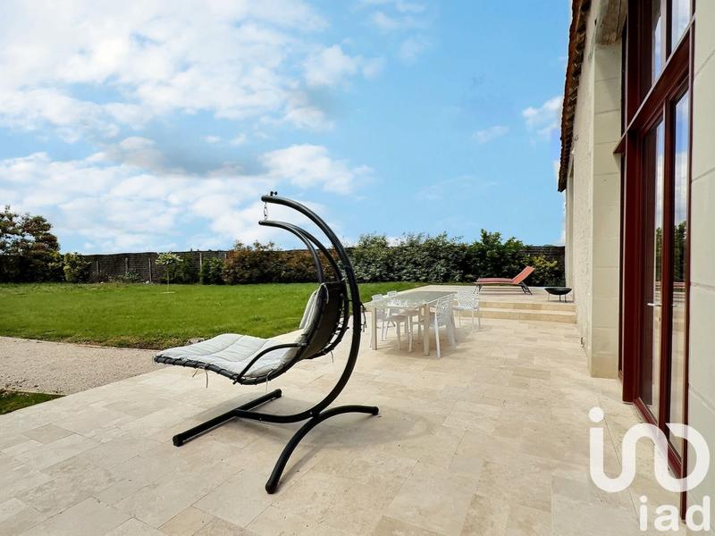 Maison - 470 m² - 10 pièces