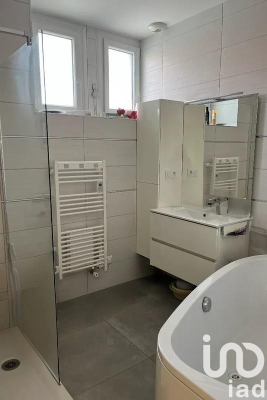 Maison de ville - 284 m² - 11 pièces