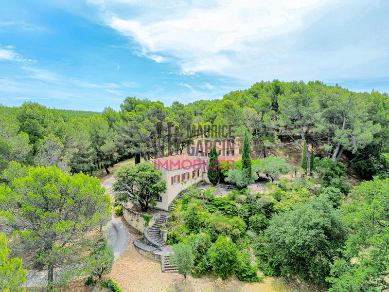 Maison - 160 m² - 6 pièces