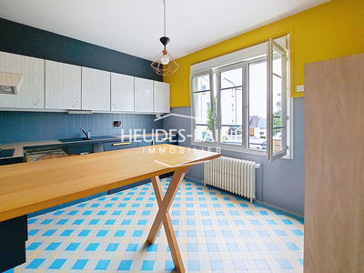 Maison - 122 m² - 5 pièces