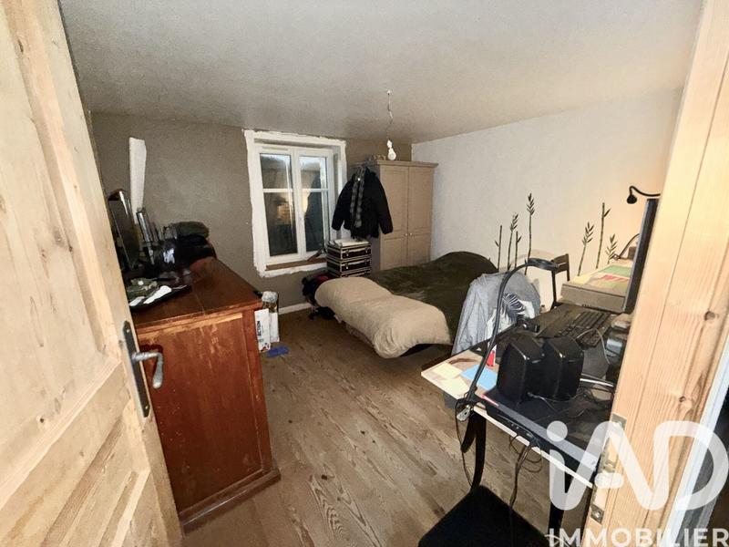 Maison - 122 m² - 7 pièces