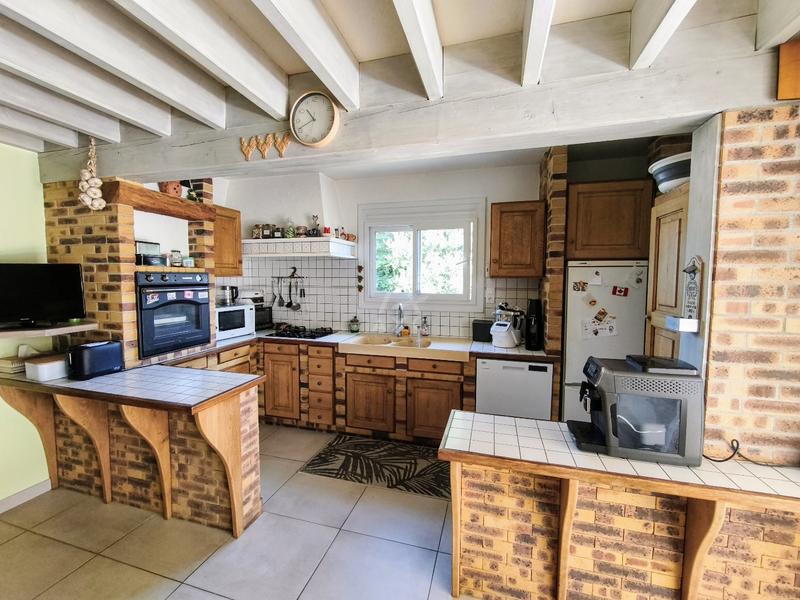 Maison - 206 m² - 10 pièces