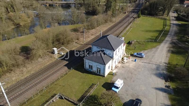 Maison de campagne - 727 m² - 5 pièces