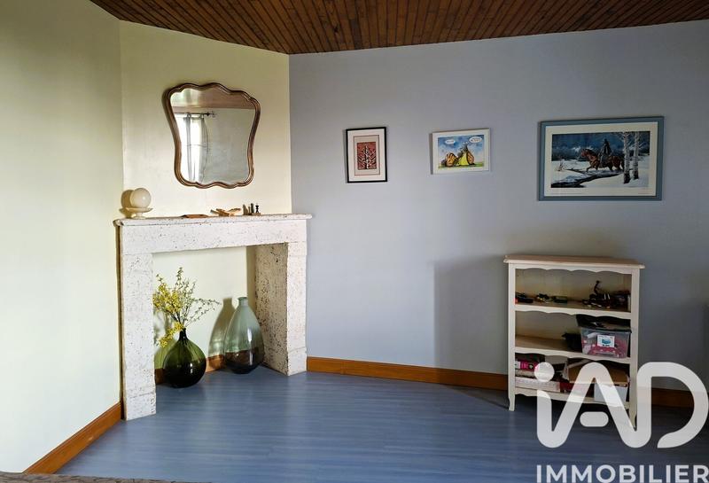 Maison - 212 m² - 8 pièces