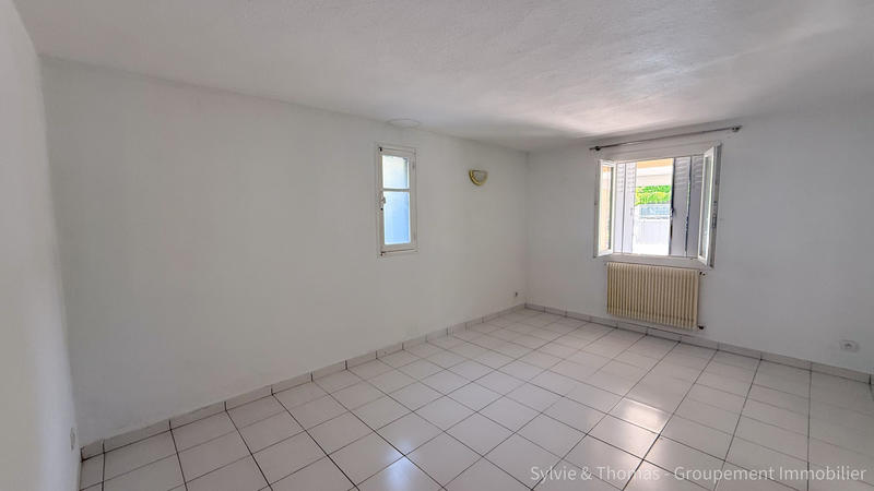 Maison - 181 m² - 5 pièces