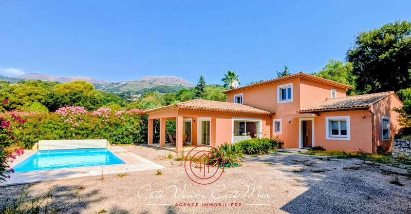 Maison - 199 m² - 6 pièces