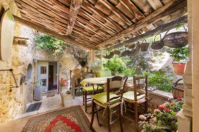 Maison - 224 m² - 8 pièces