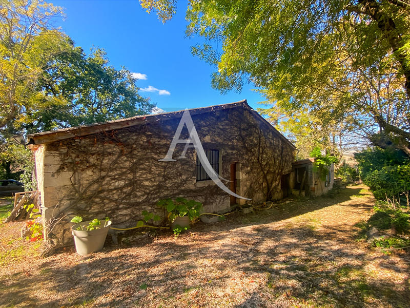 Maison - 147 m² - 8 pièces