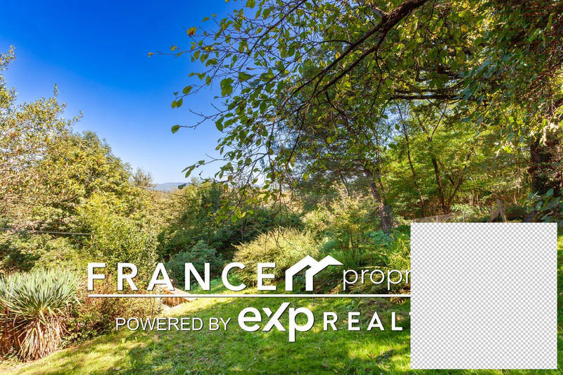 Maison - 223 m² - 7 pièces