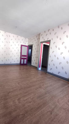 Immeuble - 68 m² - 3 pièces