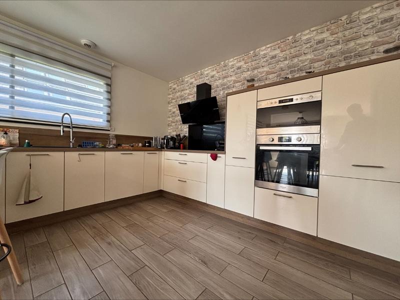 Maison - 140 m² - 5 pièces