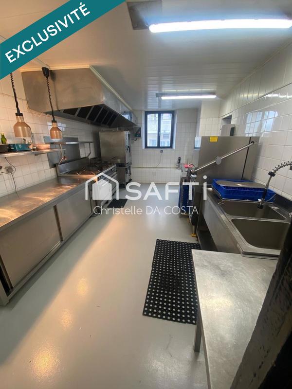 Local commercial - 500 m² - 16 pièces