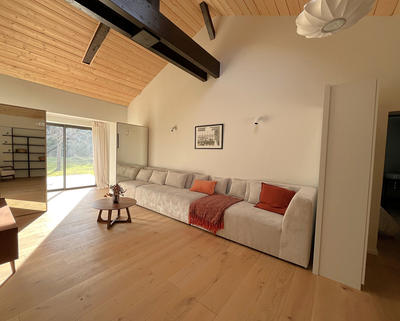 Maison - 157 m² - 7 pièces