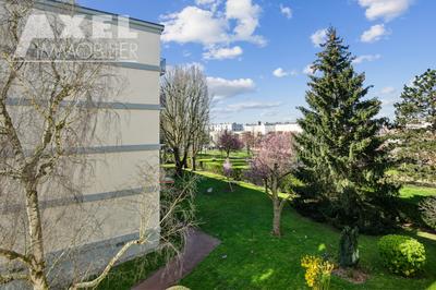 Appartement - 72 m² - 4 pièces