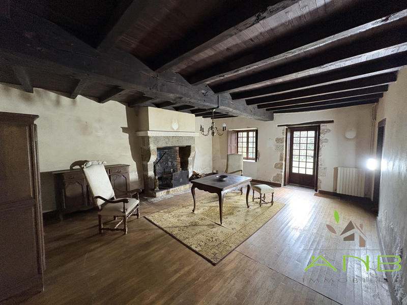 Maison ancienne - 282 m² - 10 pièces