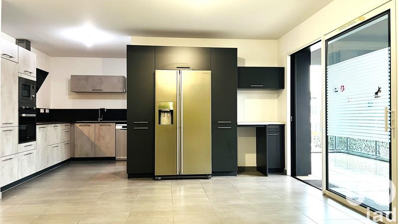 Appartement - 77 m² - 3 pièces