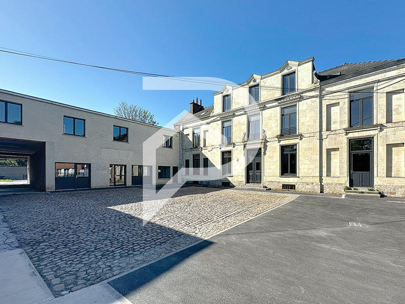 Bureau - 46 m² - 2 pièces