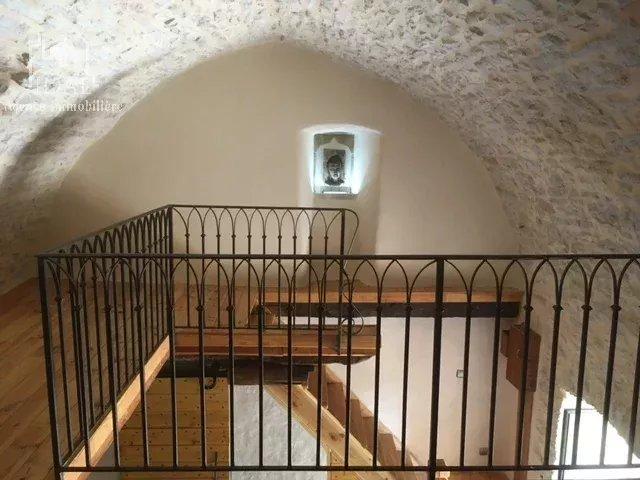 Maison chambre d'hôtes - 422 m²