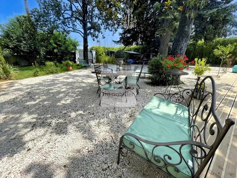 Maison de maîtres - 182 m² - 6 pièces