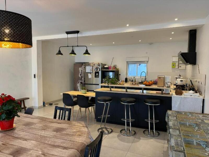 Corps de ferme - 192 m² - 6 pièces