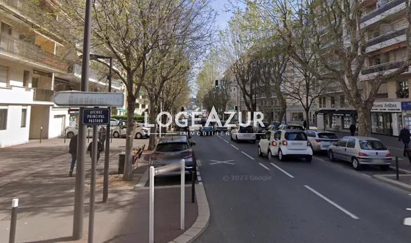 Fonds de commerce - 42 m²