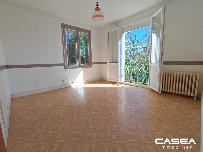 Maison - 80 m² - 5 pièces
