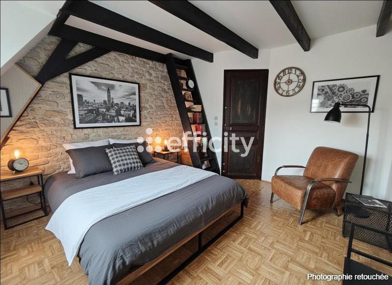 Maison - 234 m² - 5 pièces