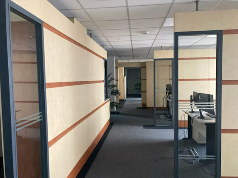 Bureau - 300 m²