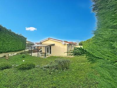 Maison - 102 m² - 4 pièces