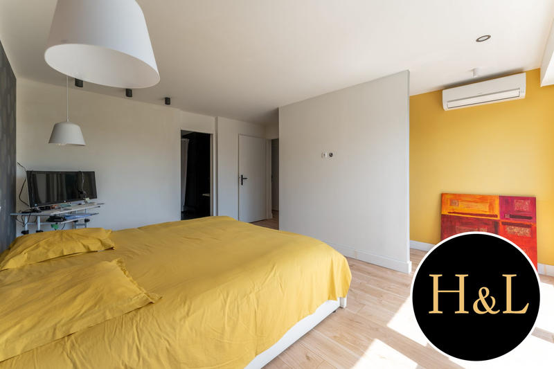 Appartement - 123 m² - 5 pièces