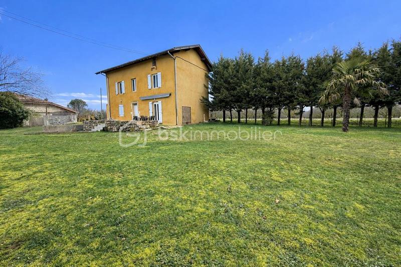 Maison - 168 m² - 5 pièces