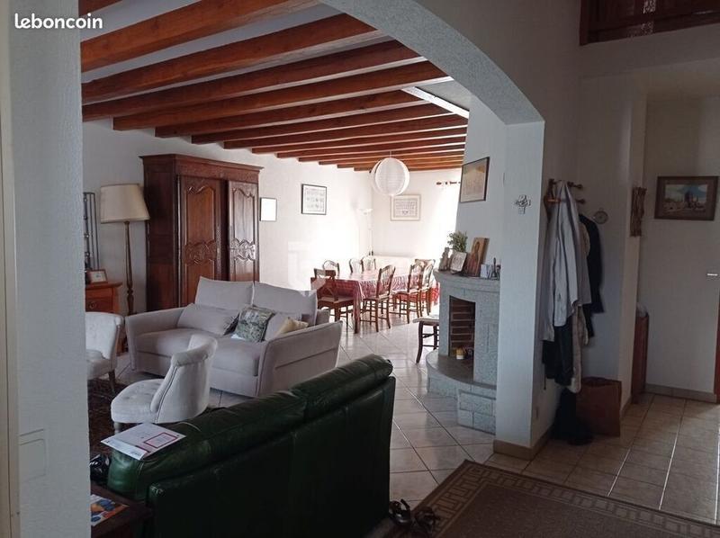 Maison - 187 m² - 7 pièces