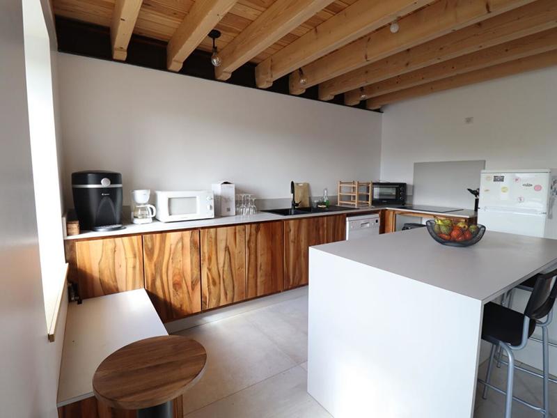 Maison - 250 m² - 6 pièces