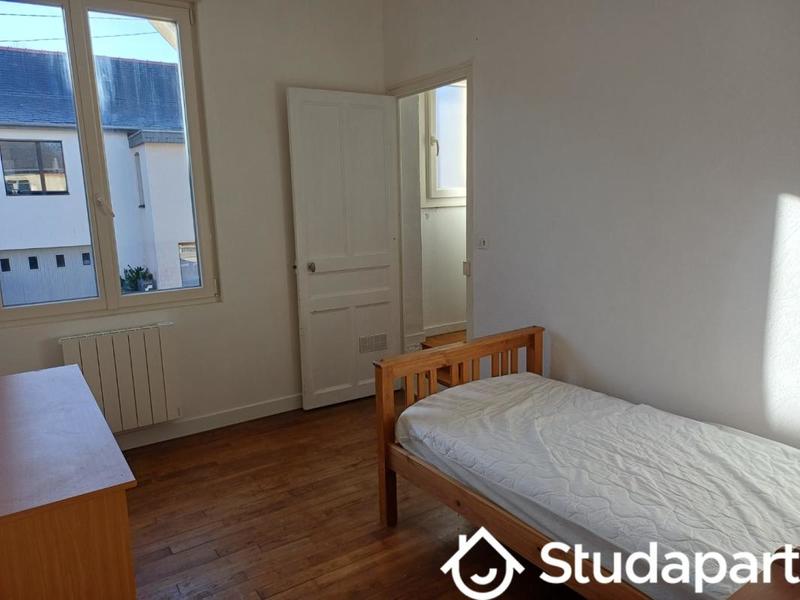 Chambre - 14 m² - 1 pièce