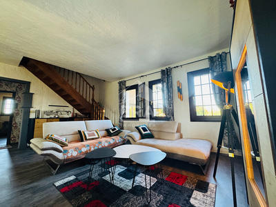 Maison - 152 m² - 5 pièces