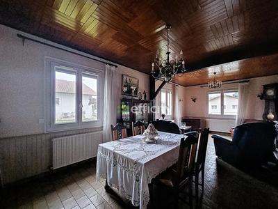 Pavillon - 110 m² - 5 pièces