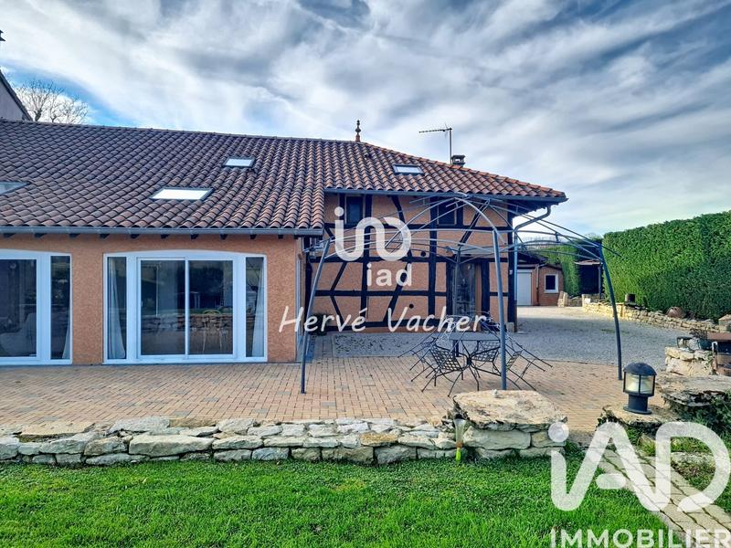 Ferme - 251 m² - 6 pièces
