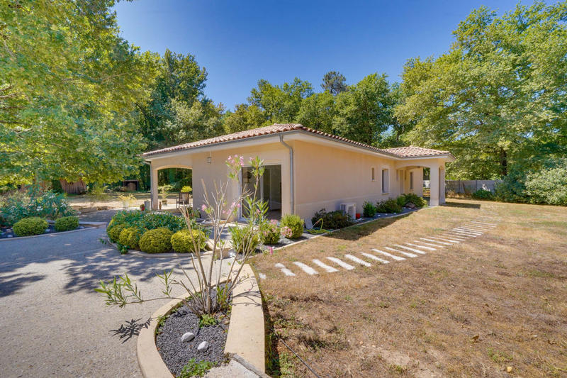 Maison - 151 m² - 5 pièces