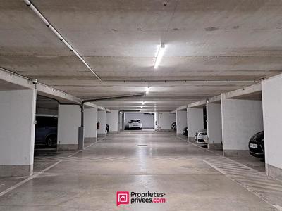 Parking / Garage - 12 m²