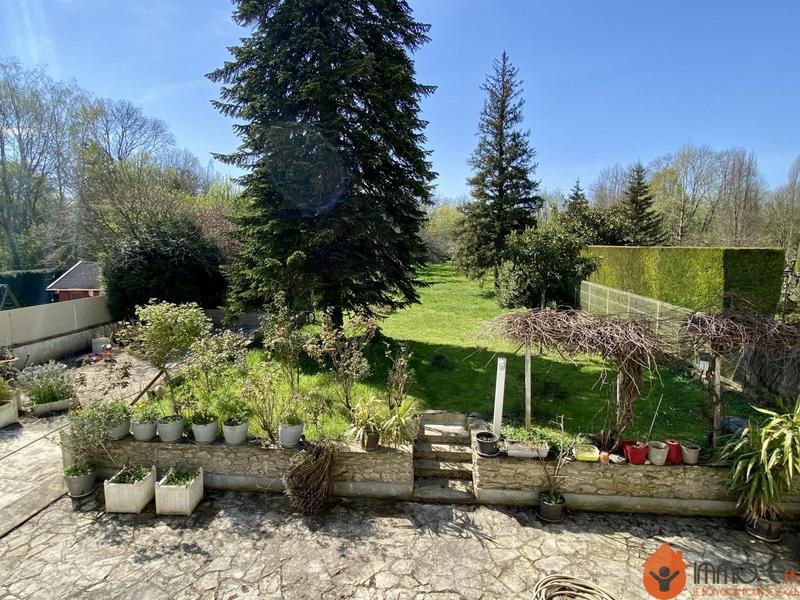 Maison - 180 m² - 7 pièces