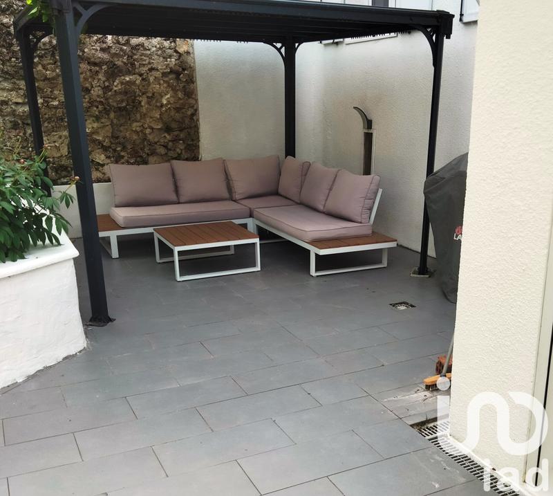 Maison - 178 m² - 8 pièces