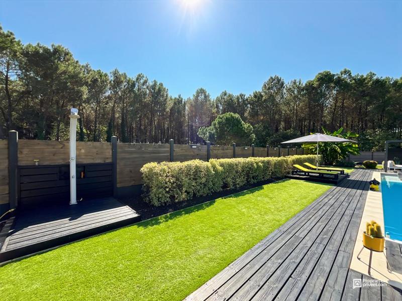 Maison - 180 m² - 6 pièces