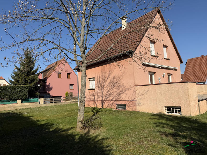 Maison - 93 m² - 5 pièces