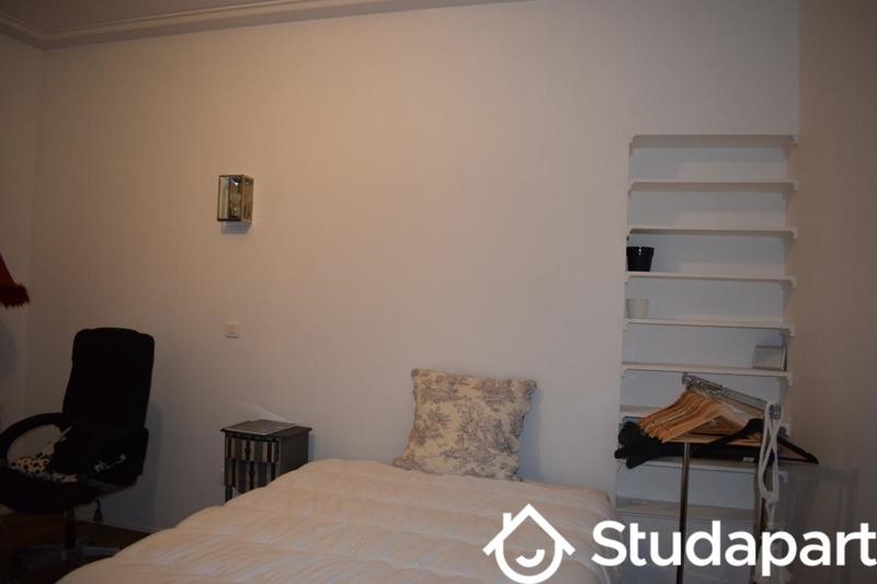 Chambre - 14 m² - 1 pièce